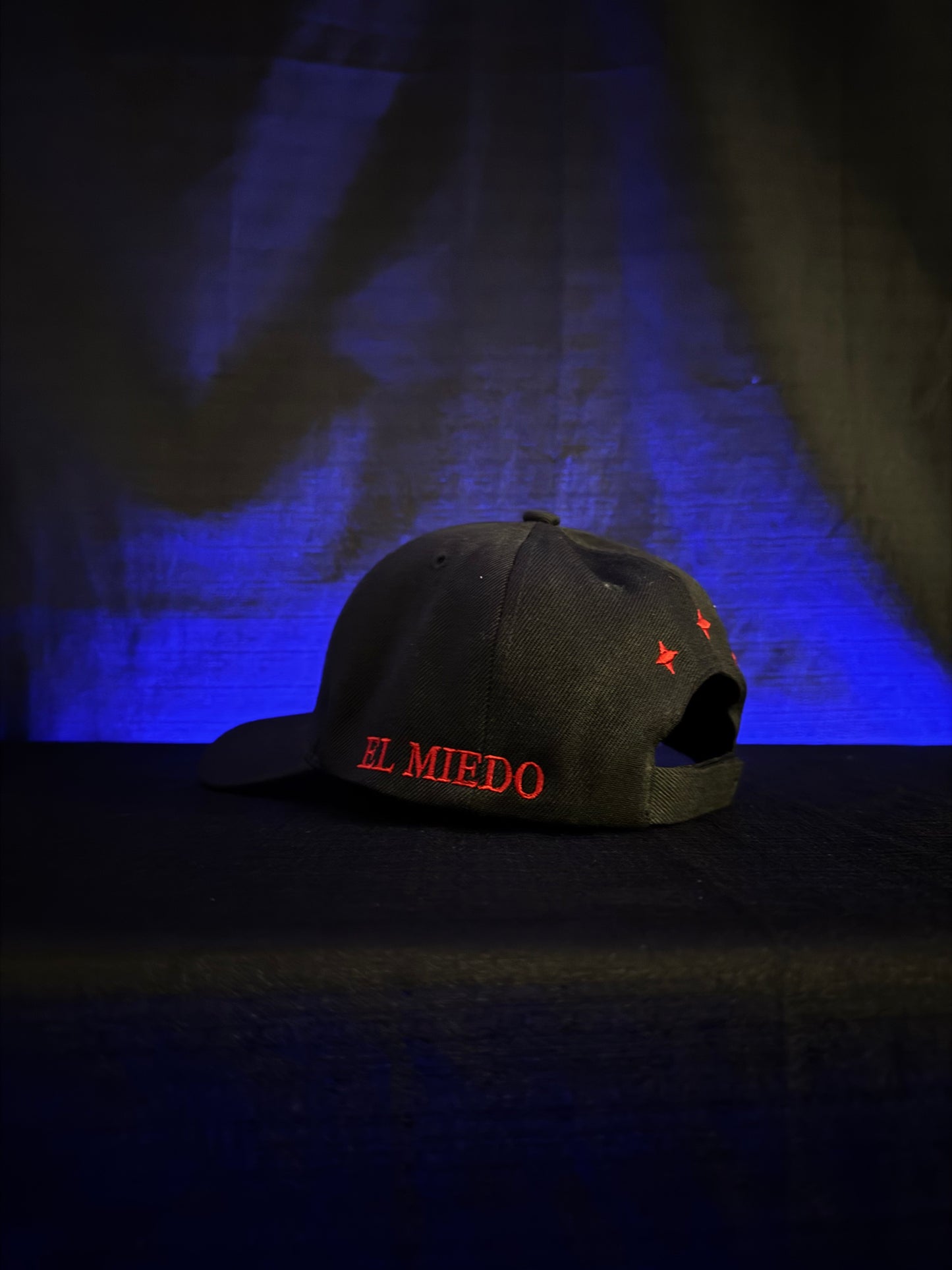 Primer Capítulo Hat - Black